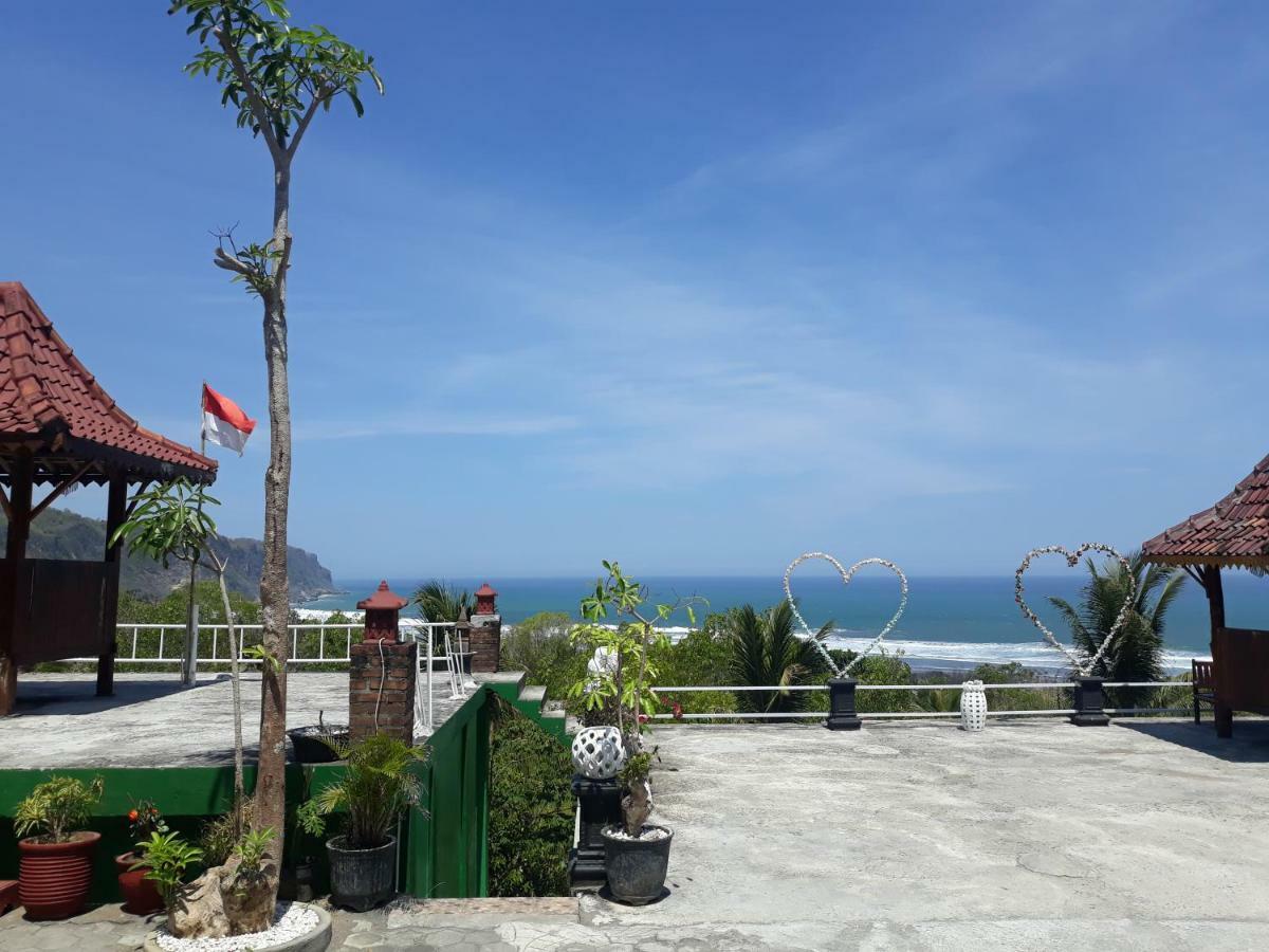 Losmen Kinasih Puncak&Gazebo Pandang Bantul Bagian luar foto